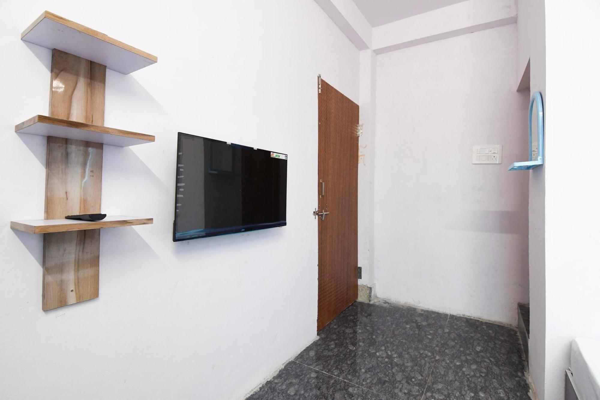 Hotel O Silk City Palace Brahmapur Buitenkant foto